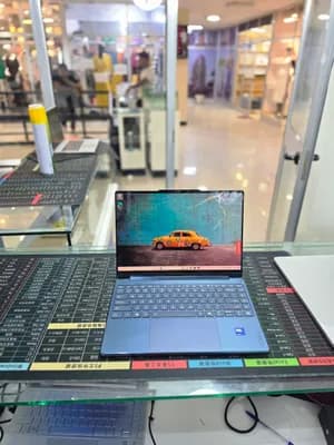 Lenovo Yoga 9i Aura 32GB 1TB