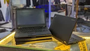 Lenovo ThinkPad 4GB RAM 320GB