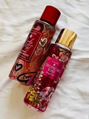 Glitter body splash and normal body spash