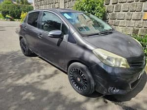 Toyota Yaris Compact 2011 Automatic