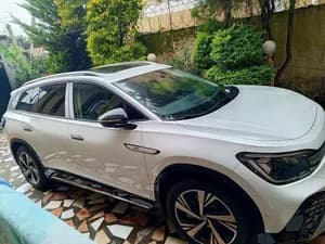 Volkswagen ID6 crozz pro 2023