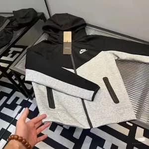 Nike Tech Zipup Hoodie