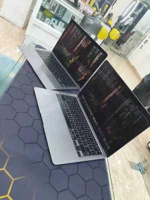 Apple MacBook Air M1 13.3-inch