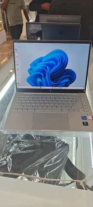 HP Pavilion Plus i5 16GB 1TB
