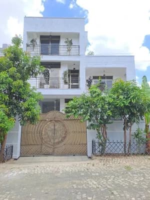 G+2 Modern House in Summit