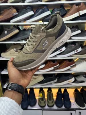 Skechers orginal men's shoe's Europe
