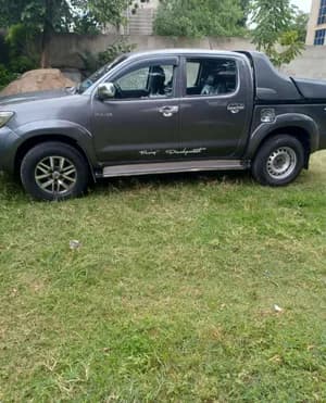 Toyota Hilux Double Cab 2014