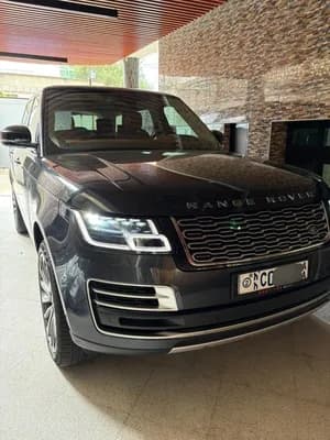 Range Rover Autobiography Vogue 2021
