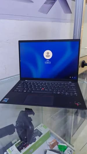 Lenovo X1 Carbon i7 Laptop
