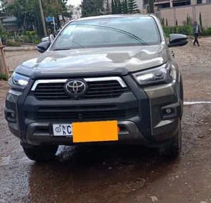 Toyota Invincible double Cab