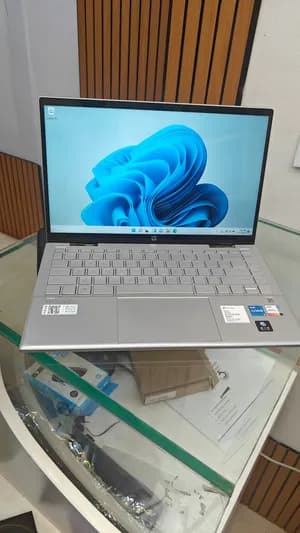 HP Pavilion x360 16GB 512GB Touch