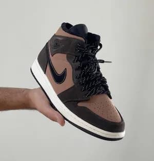 Nike Air Jordan 1 Dark Chocolate