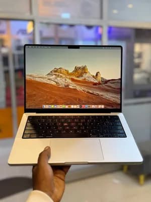 Apple MacBook Pro M1 Pro 14-inch 2021