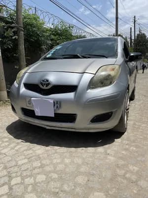 Toyota Yaris Compact 2009
