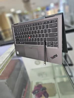 Lenovo ThinkPad X1 Yoga i7