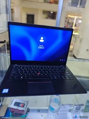 Lenovo ThinkPad X1 Carbon i7