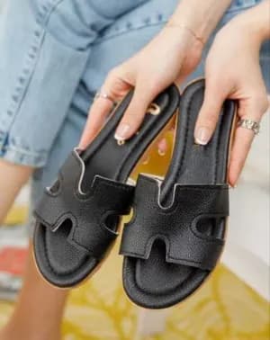 Women's Black Sandals Size 37