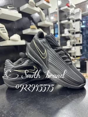 Nike ZOOM Size 40