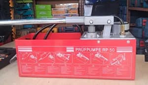 hand test pump