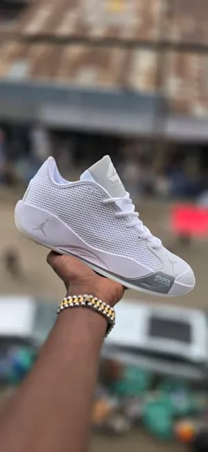 Jordan 77 Luka Sneakers