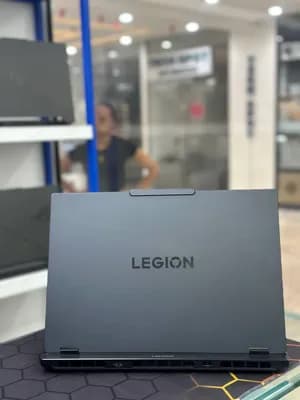 Lenovo Legion Y7000p Gaming Laptop
