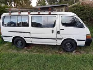 Toyota 2RZ
