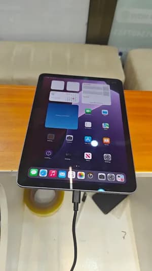 Apple iPad Air 5th Generation 64GB