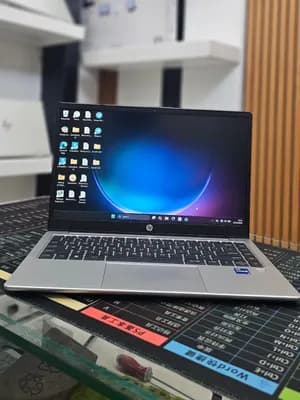 HP Notebook 14.1 i7 16GB 1TB