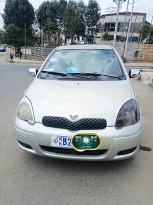 Toyota Vitz 2004