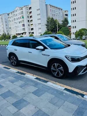 Volkswagen ID.6 Crozz Pro 2023