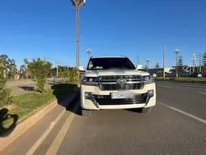 Toyota Land Cruiser VXR 2021