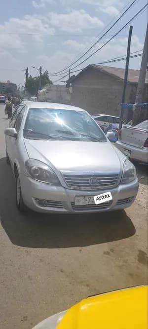 Lifan 520 2012 Manual Silver