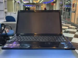 Lenovo Ideapad 15.6 4GB 500GB