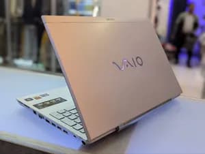 Sony VAIO 600GB 15.6-inch