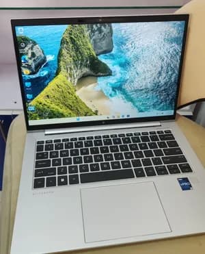 HP EliteBook 440 G9 16GB 512GB