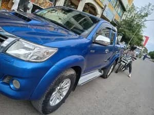 Toyota Hilux Double Cab 2012