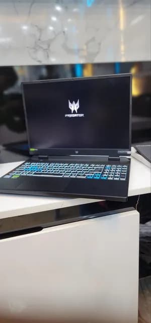 Acer Predator Helion NEO16 Gaming Laptop