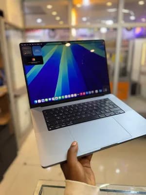 Apple MacBook Pro 16-inch M1 Pro