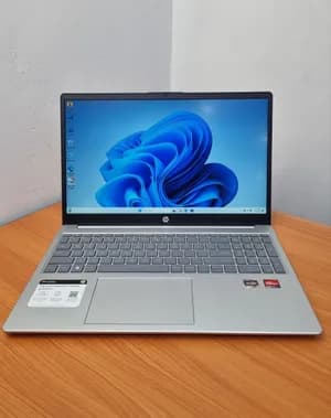 HP Laptop Ryzen 5 16GB 256GB