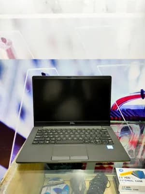 Dell 7300 i7 8GB 256GB Laptop