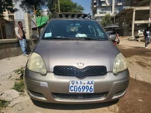 Toyota Vitz Yaris 2003