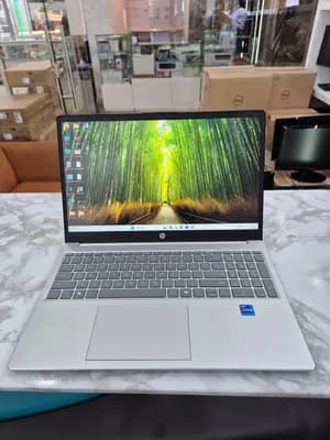 HP Notebook 2024 Core i7 16GB 1TB