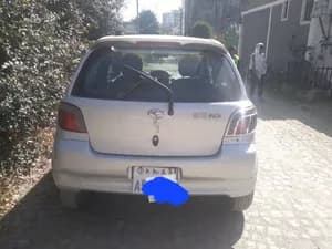 Toyota Vitz 2001