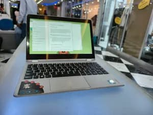 lenovo yoga 4GB RAM 128GB SSD