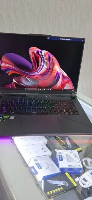 Asus ROG Strix i9 RTX 4060 Laptop