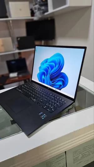 New LG Gram Laptop i7 11th Gen