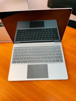 Microsoft Surface Go 2 Laptop