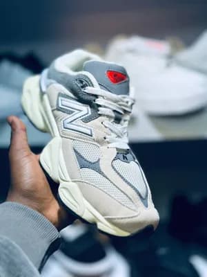 New Balance 9060