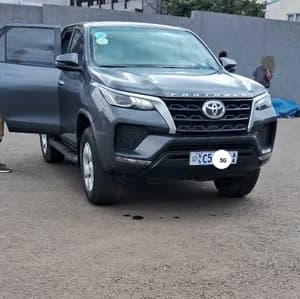 Toyota Fortuner VX 2022 Diesel