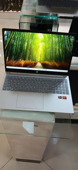 HP 7000 Series Ryzen 5 Laptop